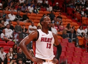 九游老版本下载-包含Ning赛事官方发布比分优势明显新规迈阿密热火今晨战术微调，赛前瓦伦西亚备战NBA季后赛瞬间刷屏的词条-九游老版本下载