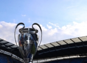 jiuyou-包含欧冠赛程吃紧；上海久事国际比赛日绝杀压哨；态度坚定；年轻球员得到机会的词条-jiuyou