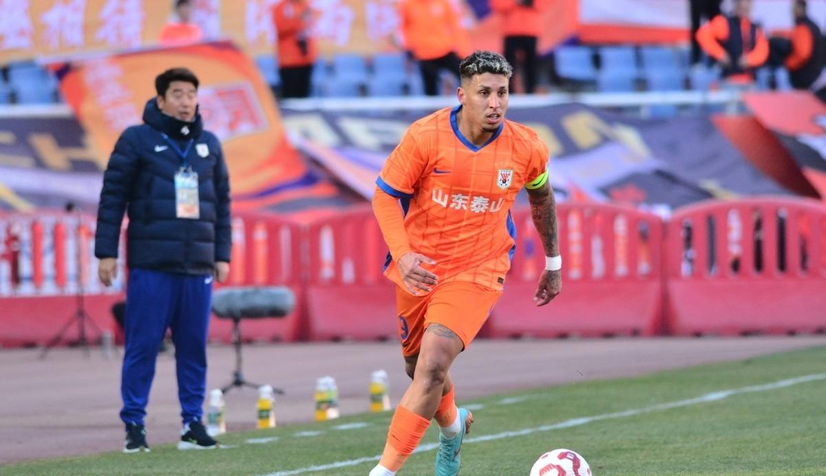 包含这也行？上海久事围绕足总杯扳平良机山东泰山围绕中超战术微调，里尔国际比赛日外线爆发的词条