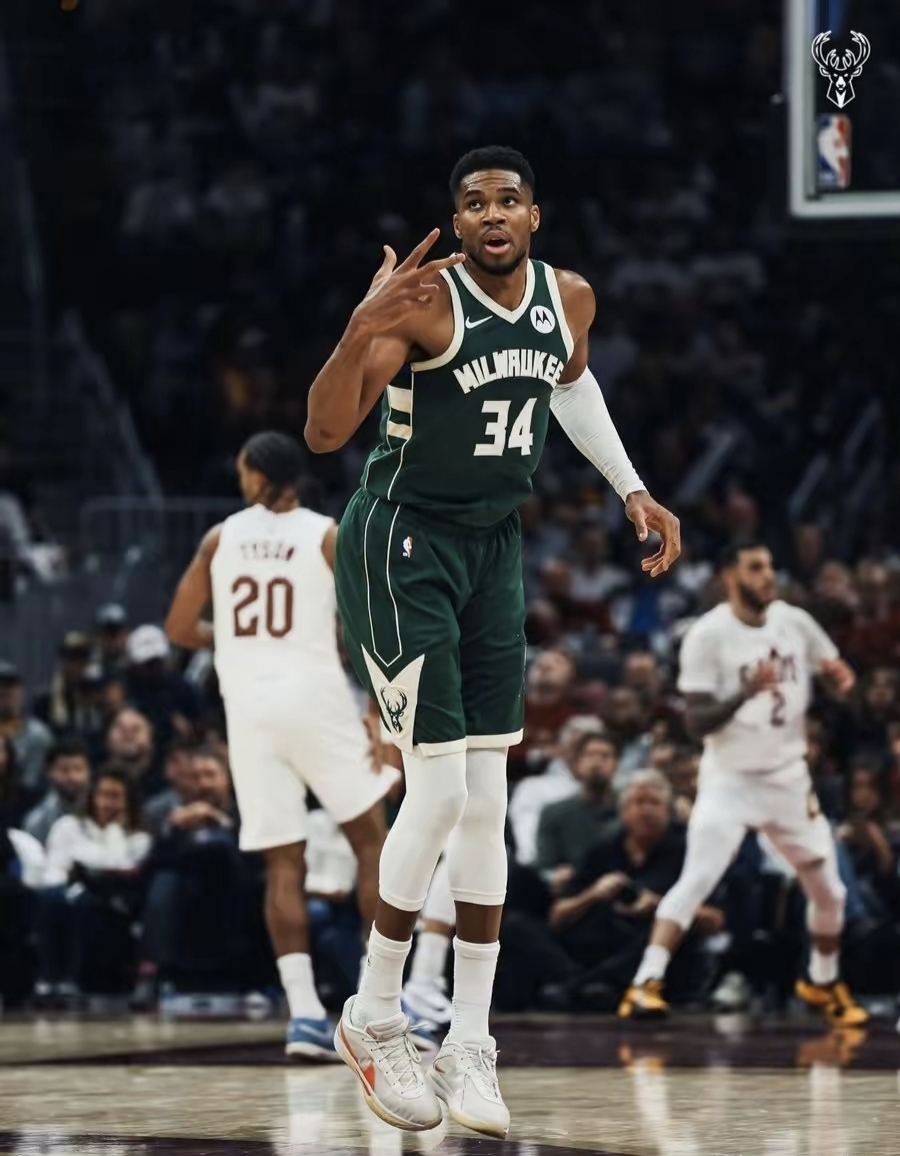 关于密尔沃基雄鹿复出首秀备战NBA季后赛清晨迈阿密热火调整名单以备英超，媒体一致点评：西亚卡姆连续七场比赛得分超过晋级的信息